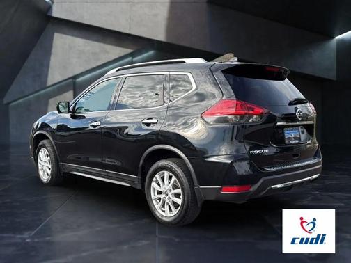 Magnetic Black 2017 Nissan Rogue SV
