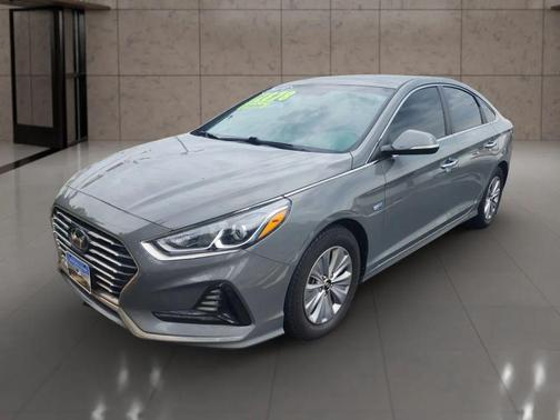 2019 Hyundai SONATA Hybrid SE