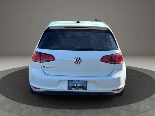 2016 Volkswagen e-Golf SE