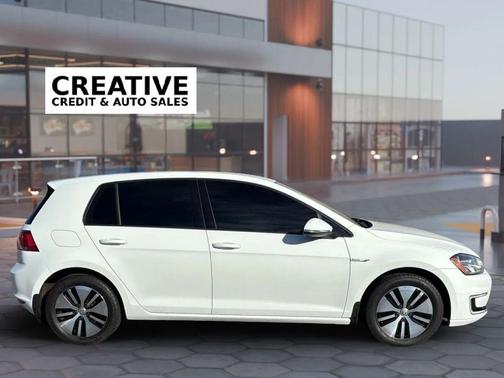 2016 Volkswagen e-Golf SE