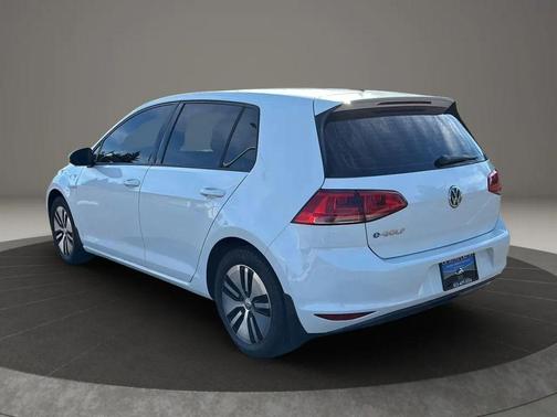 2016 Volkswagen e-Golf SE