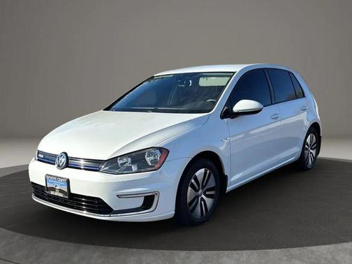 2016 Volkswagen e-Golf SE