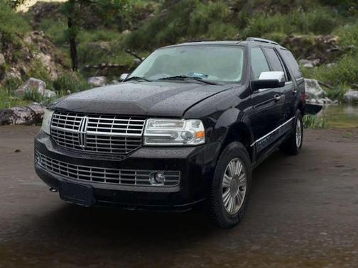 Kodiak Brown Metallic 2014 Lincoln Navigator L