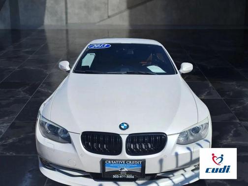 White 2013 BMW 335 335i Convertible 2D