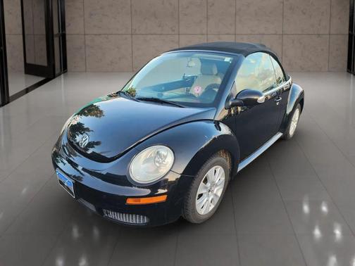 2008 Volkswagen New Beetle S