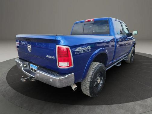 2018 RAM 2500 Laramie Crew Cab 4x4 6'4' Box