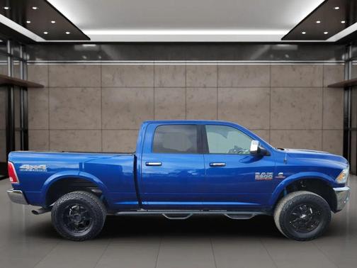 2018 RAM 2500 Laramie Crew Cab 4x4 6'4' Box