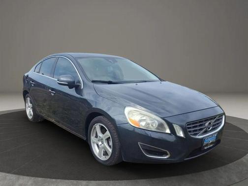 2013 Volvo S60 T5