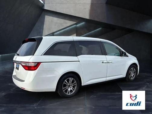 White 2013 Honda Odyssey EX