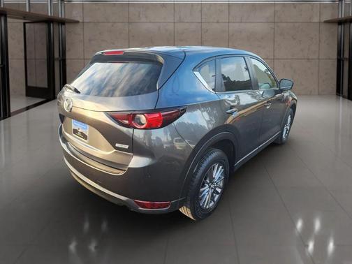 2017 Mazda CX-5 Sport