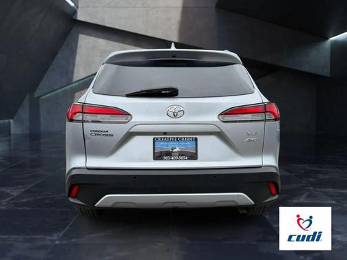 Sonic Silver 2022 Toyota Corolla Cross XLE