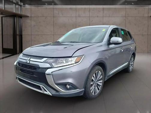 2019 Mitsubishi Outlander SE