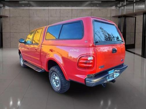 2001 Ford F-150 Short Bed 4D