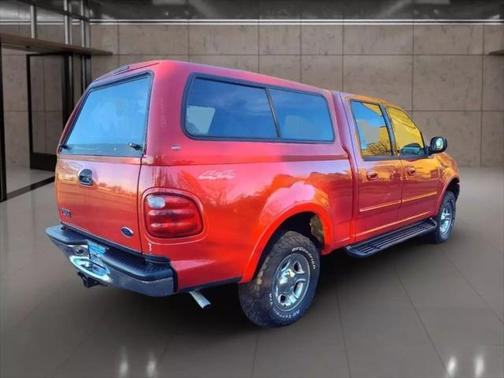 2001 Ford F-150 Short Bed 4D