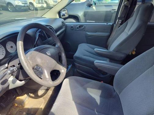 2005 Dodge Caravan SE