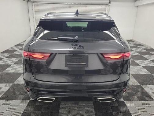 2024 Jaguar F-PACE P400 R-Dynamic S