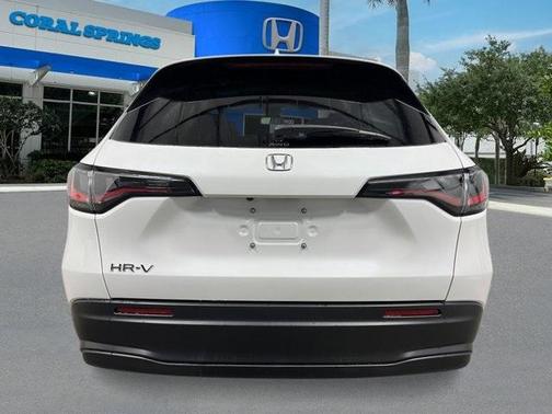 2026 Honda HR-V LX