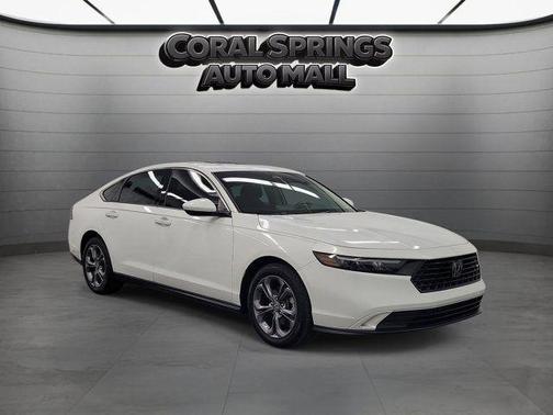 White 2023 Honda Accord EX