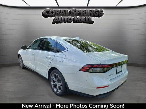 White 2023 Honda Accord EX