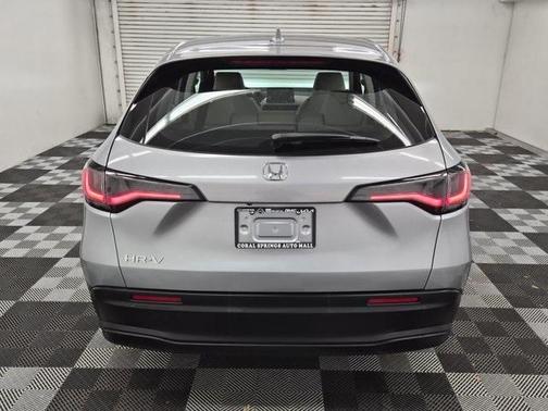 2023 Honda HR-V LX