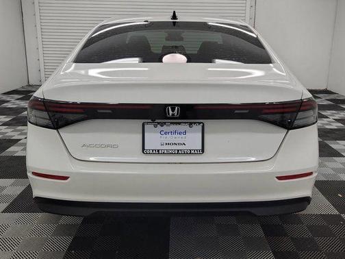White 2025 Honda Accord SE