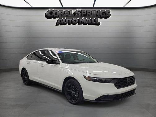 White 2025 Honda Accord SE