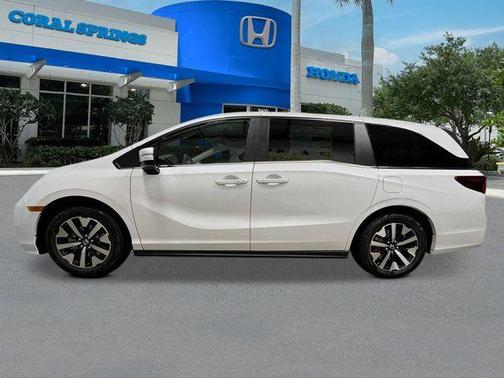 Platinum White Pearl 2026 Honda Odyssey EX-L