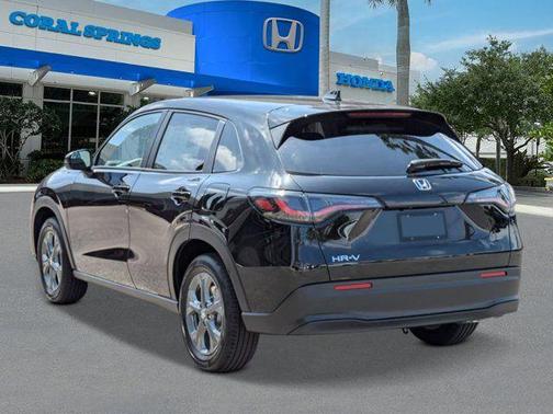 Deep Ocean Pearl 2027 Honda HR-V LX