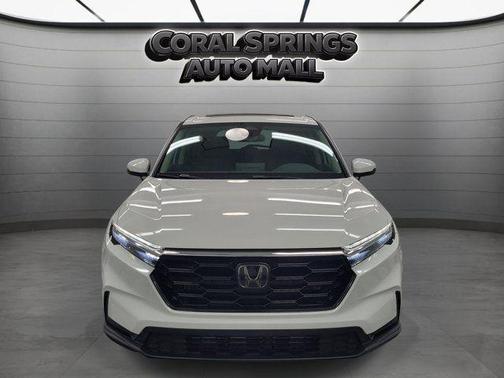 White 2023 Honda CR-V EX