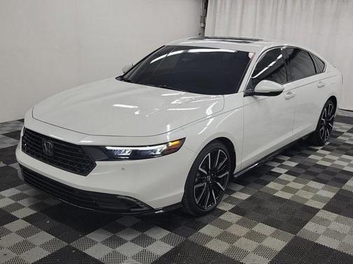 2025 Honda Accord Hybrid Touring