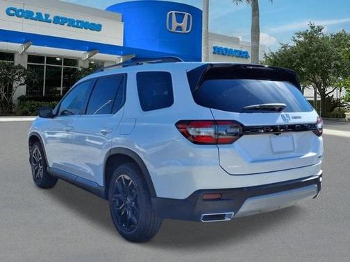 2025 Honda Pilot Touring+