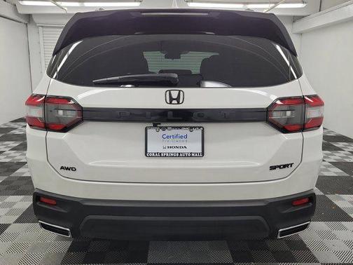 White 2025 Honda Pilot Sport