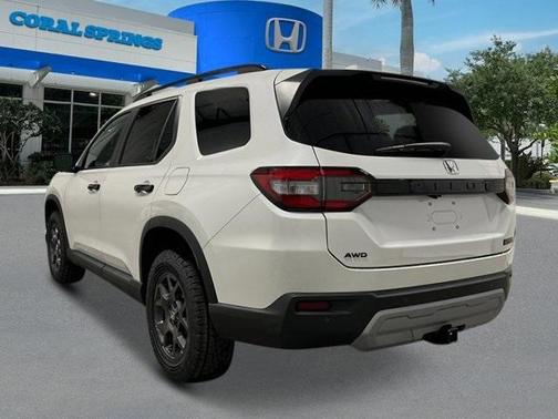 2025 Honda Pilot TrailSport