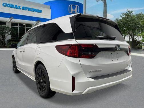 Platinum White Pearl 2026 Honda Odyssey Sport-L