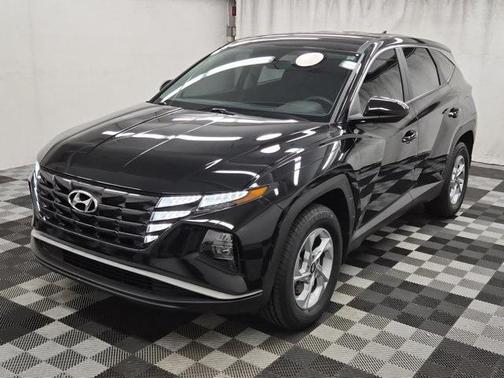 2023 Hyundai TUCSON SE
