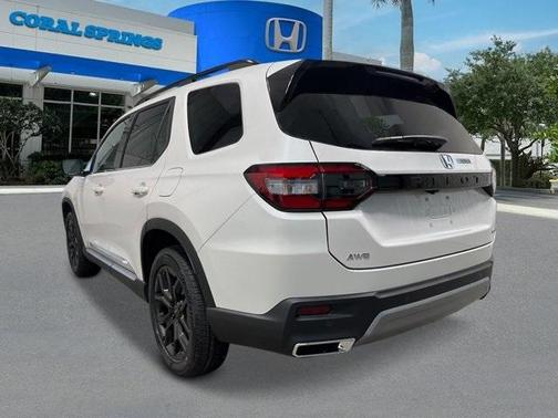 2025 Honda Pilot Touring+