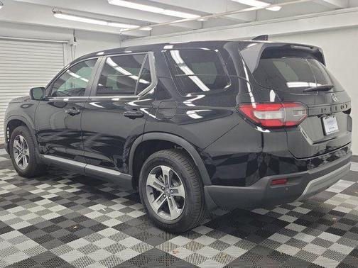 Black 2025 Honda Pilot EX-L