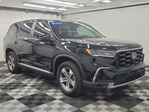 Black 2025 Honda Pilot EX-L