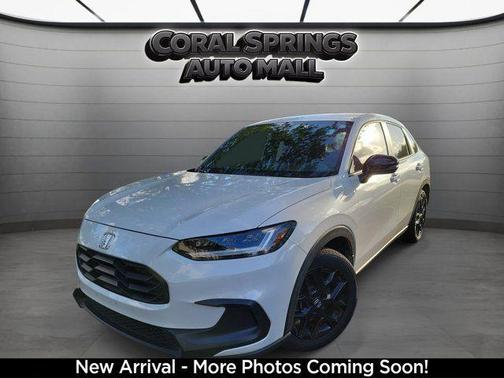 White 2025 Honda HR-V Sport