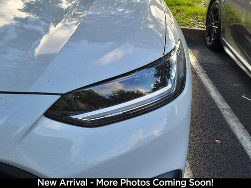 White 2025 Honda HR-V Sport