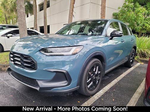 Green 2025 Honda HR-V Sport
