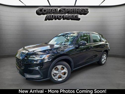 Black 2025 Honda HR-V LX