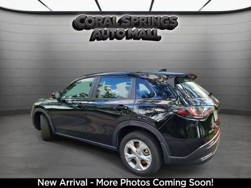 Black 2025 Honda HR-V LX