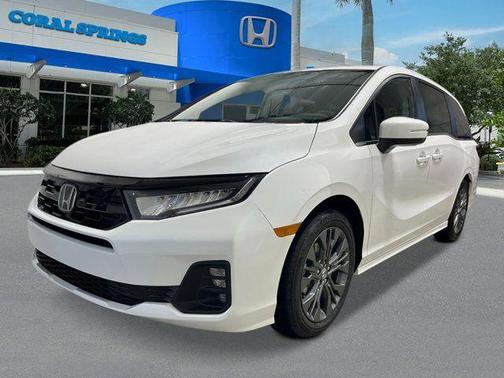 Platinum White Pearl 2026 Honda Odyssey Touring