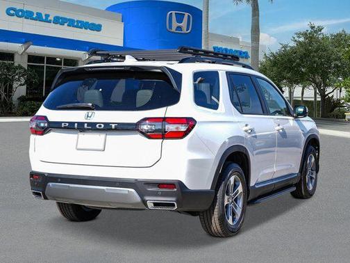 Platinum White Pearl 2026 Honda Pilot EX-L