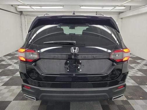 2023 Honda Pilot Sport