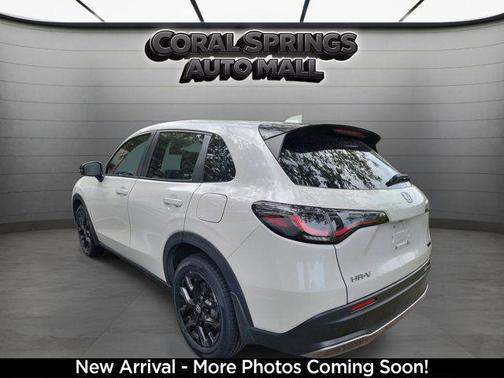 White 2025 Honda HR-V Sport