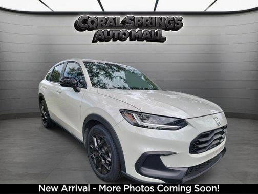 White 2025 Honda HR-V Sport