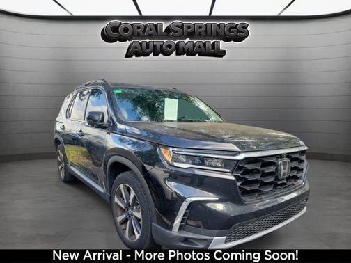 Black 2023 Honda Pilot Elite