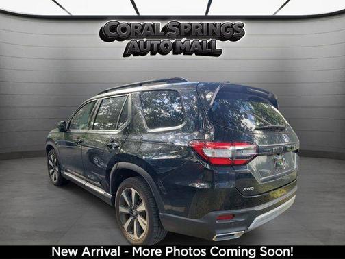 Black 2023 Honda Pilot Elite